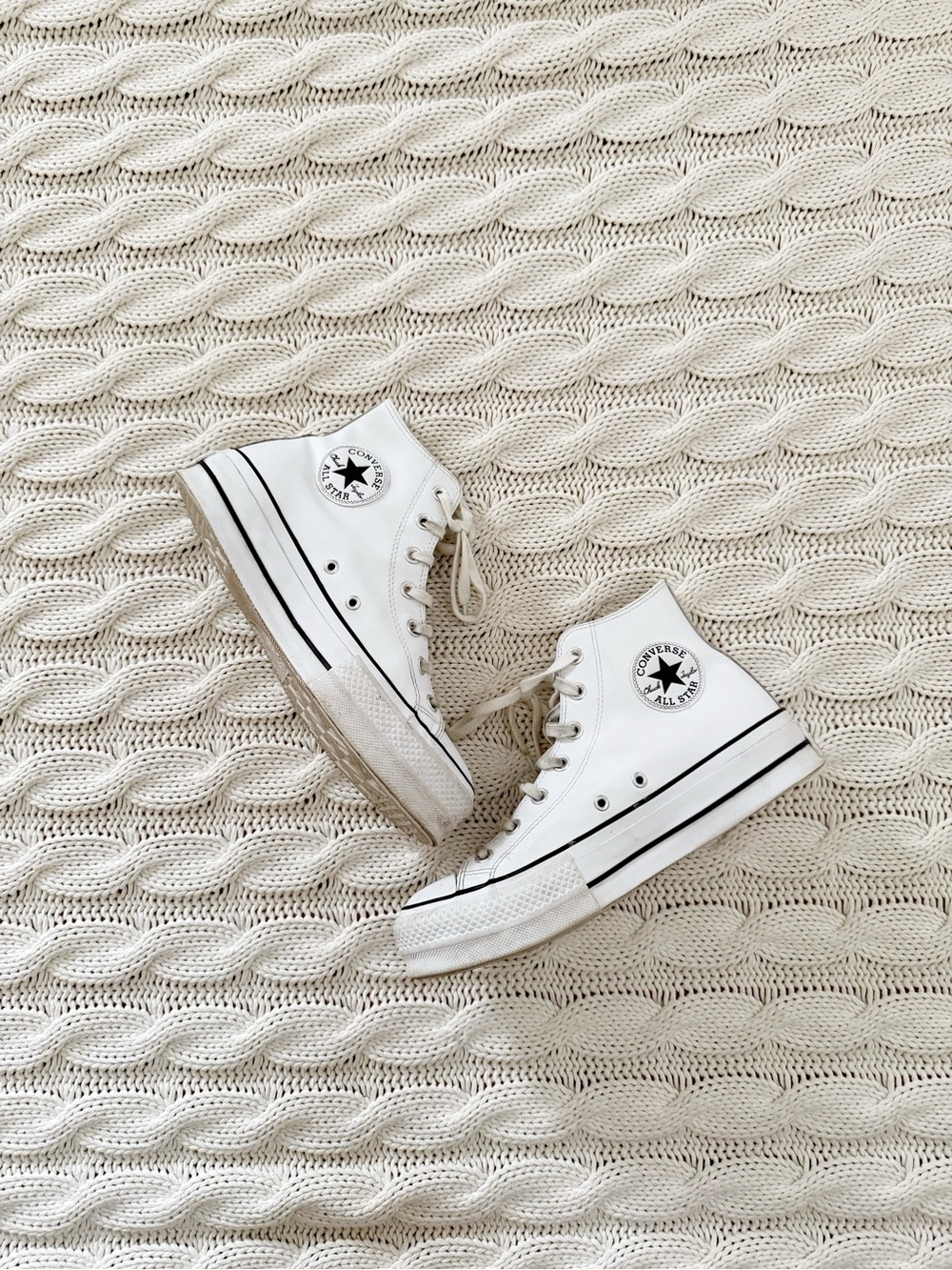 Converse Chuck Taylor All Star Lift Hi Double Stack sneakers in white - Picture 2 of 6